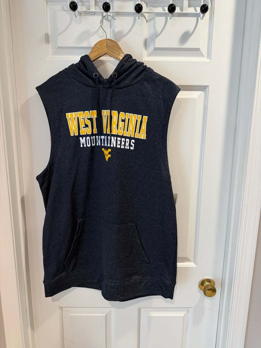 NWT Colosseum West Virginia Mountaineers Sleeveless Hoodie Navy Sz XL $40